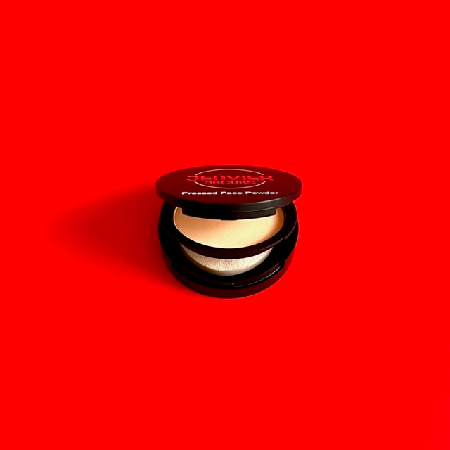 jenvierjacubs Sheer and Flawless Pressed Powder (2.Light Tan)
