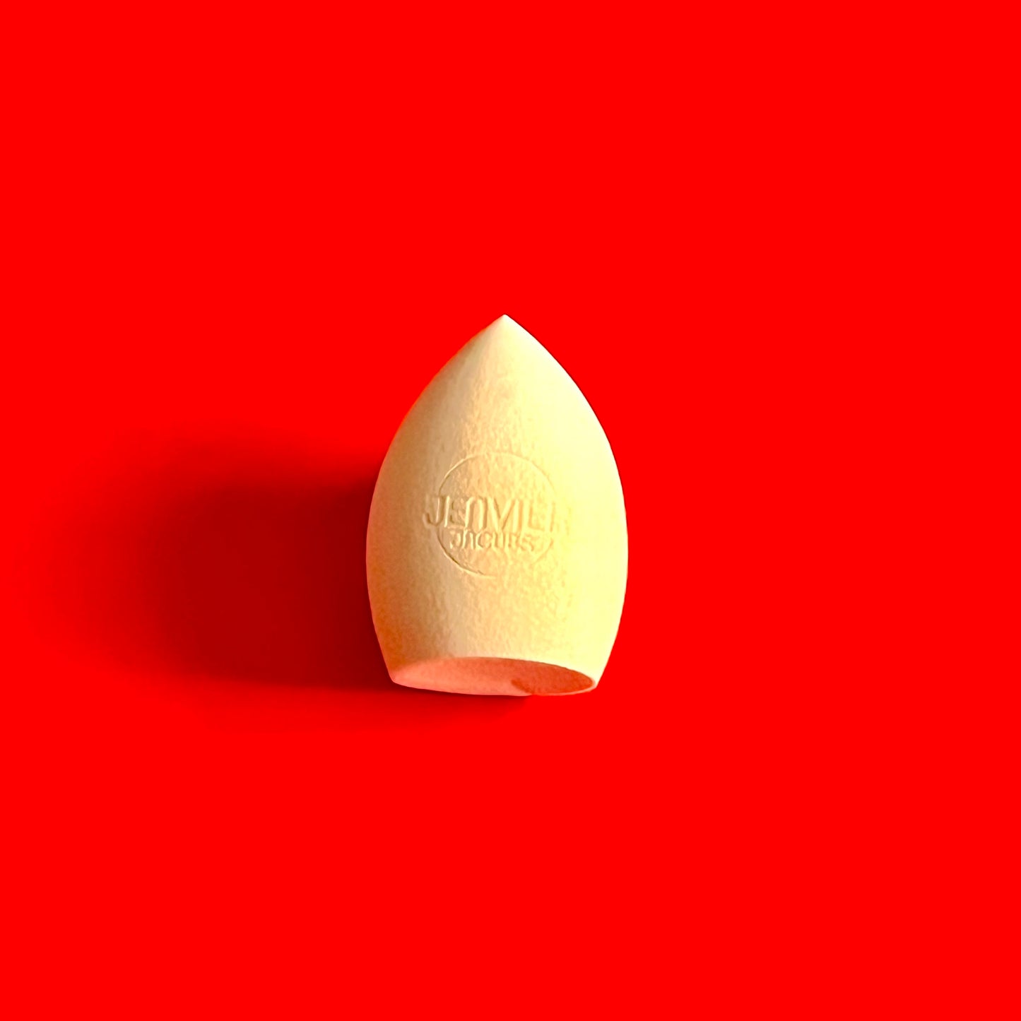 jenvierjacubs Soft Beautyblender (Cream)