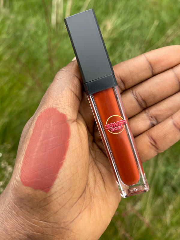 jenvierjacubs Am Red Hot Matte Lipstick (05)