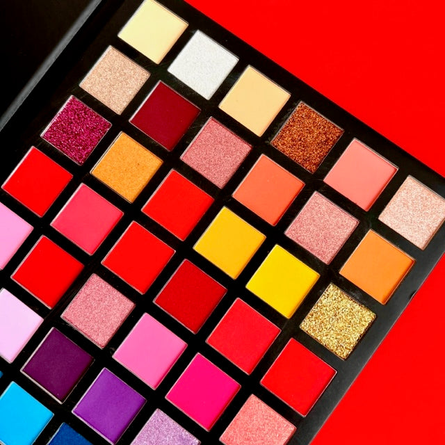 jenvierjacubs Holi Vibes Eyeshadow Palette