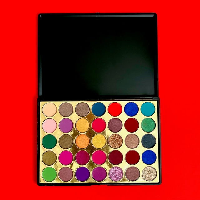 jenvierjacubs Superiority Eyeshadow Palette