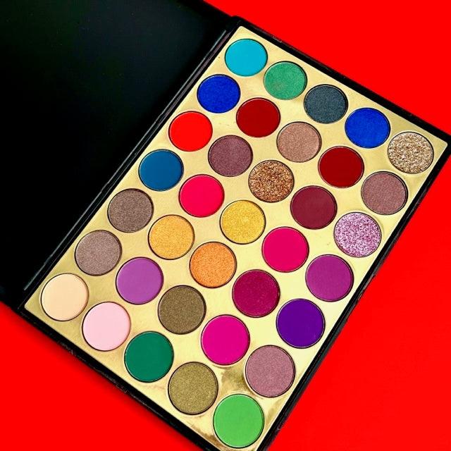 jenvierjacubs Superiority Eyeshadow Palette