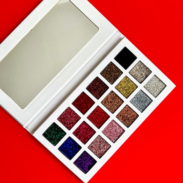 jenvierjacubs Love Is Love Eyeshadow Palette