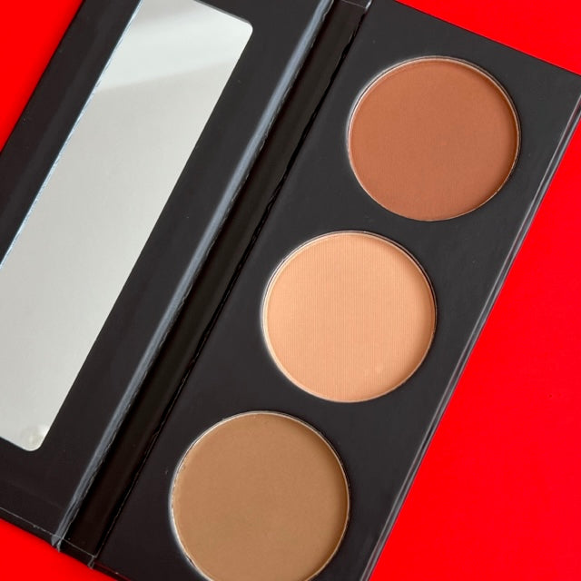 jenvierjacubs In My Bag Contour Palette